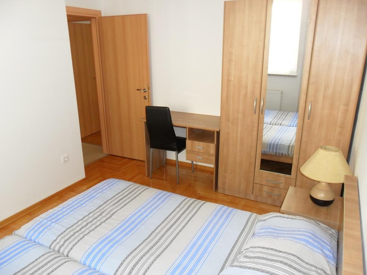 Vile Park Apartment Pula Exterior foto